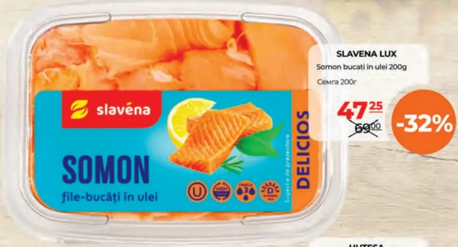 SLAVENA LUX Somon bucăți în ulei, 200 g